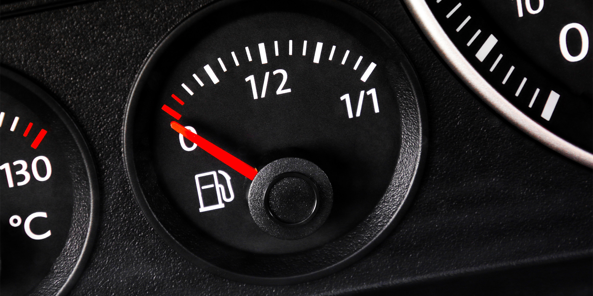Tank-Apps, die beim Sparen helfen