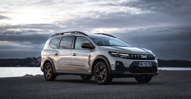 Dacia Jogger am Meer